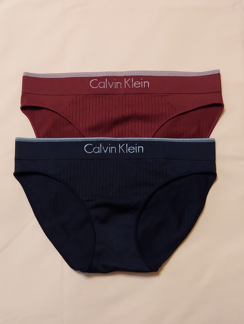 Calvin Klein Burgundy & Black Hipster Underwear Bundle - Picture 7 of 7